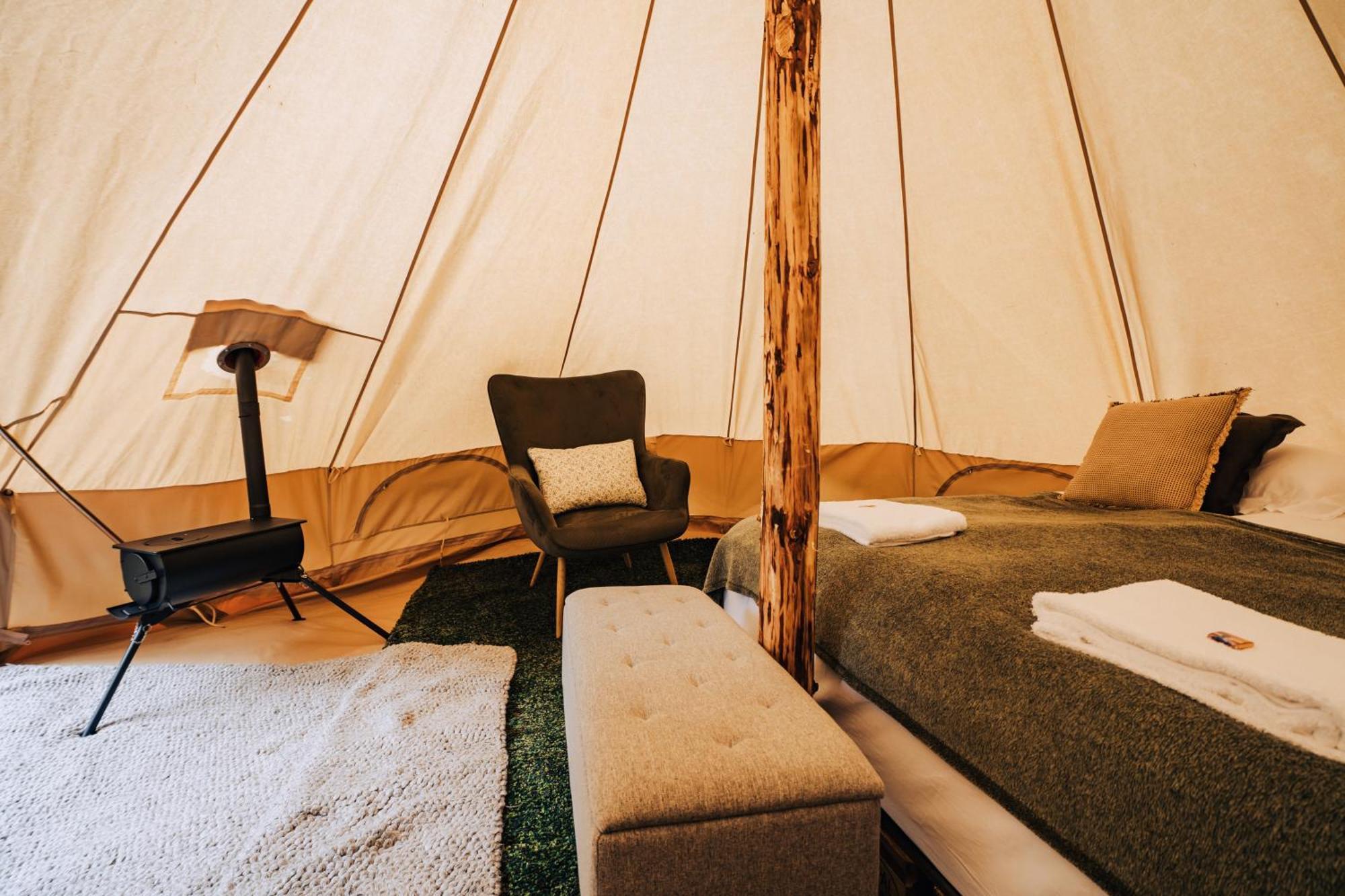 Luxe tent Golden Circle Cozy Tents Selfoss