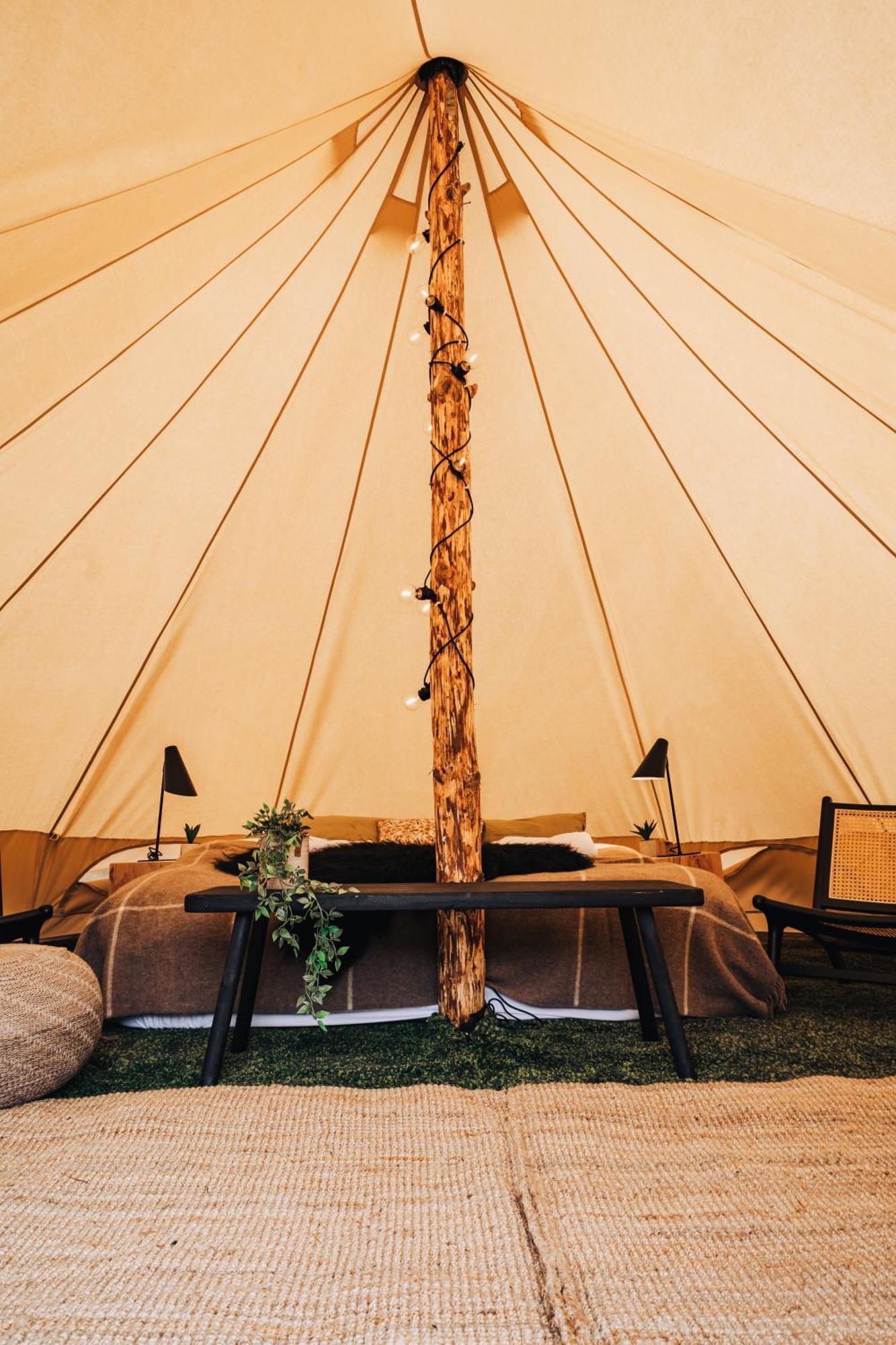 Golden Circle Cozy Tents Luxe tent *